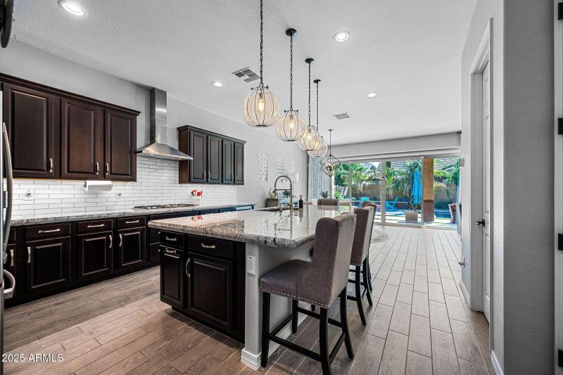 10-web-or-mls-10-1925EGS-ocupix-SEQ-FS