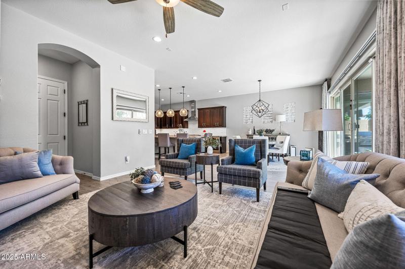 15-web-or-mls-15-1925EGS-ocupix-SEQ-FS