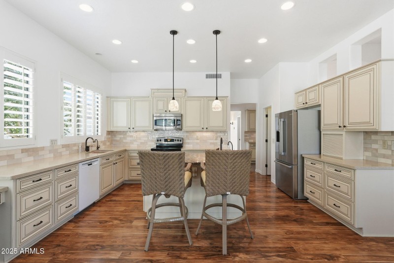 91-web-or-mls-020_ListerPros