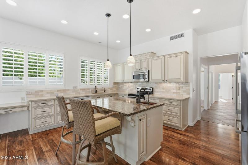 93-web-or-mls-022_ListerPros