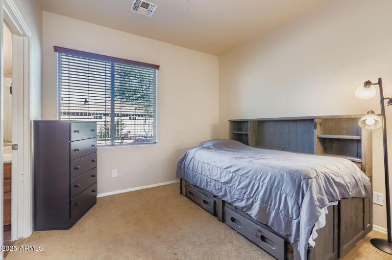 2113 S 121st Dr - Web Quality - 017 - 28