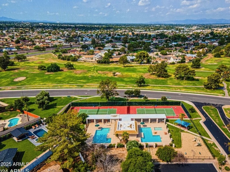 Pools, Pickleball Tennis Courts !