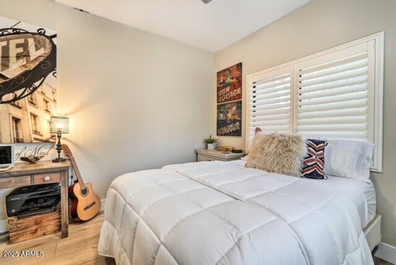 Lisa Condo Kennedy room