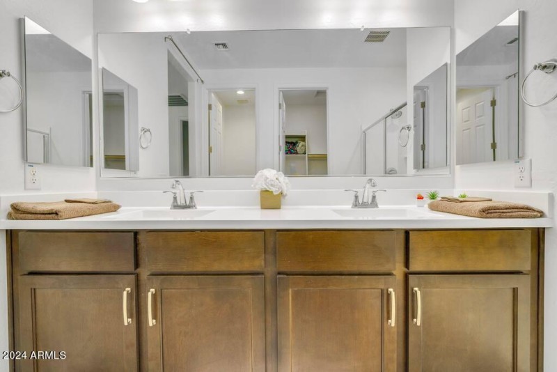 original_958257956989254893_1720738020