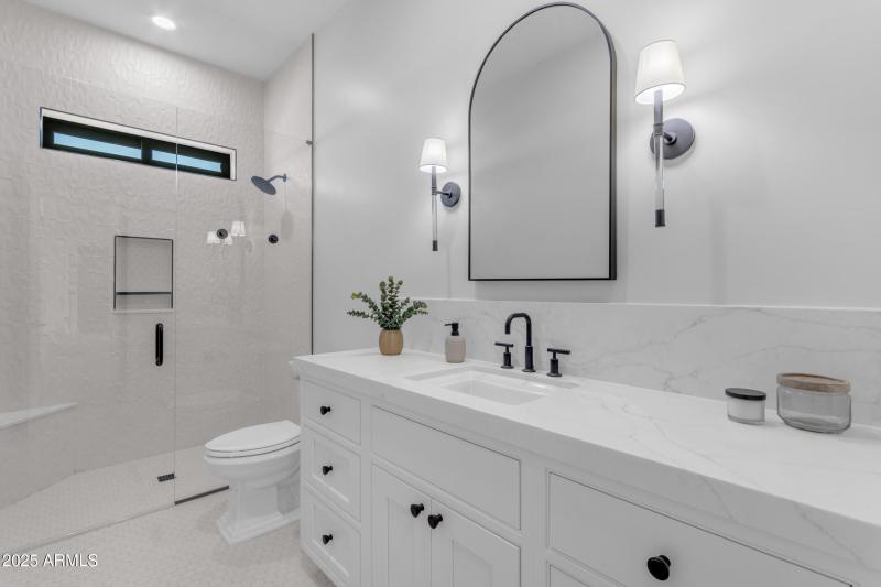 53_0136_a4m_cloud creek