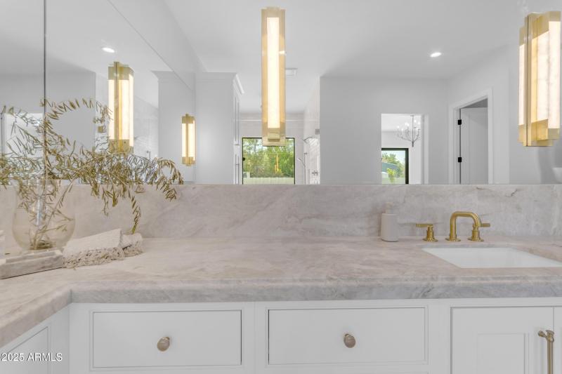 64_0172_a4m_cloud creek