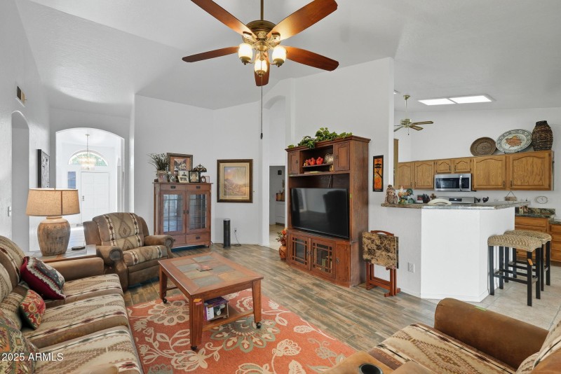 12-web-or-mls-024_ListerPros