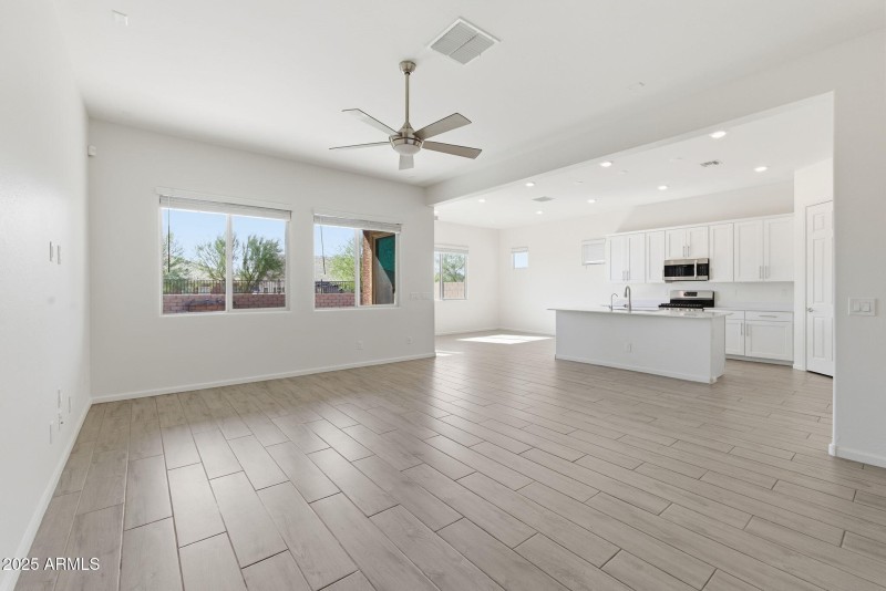 10-web-or-mls-389A0115 Ruben Ortiz