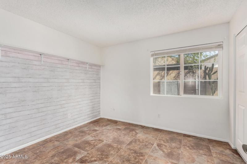 Downstairs Bedroom 4