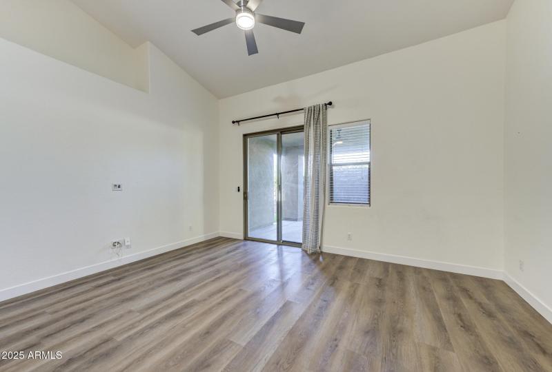 6646 E Rochelle Cir-9