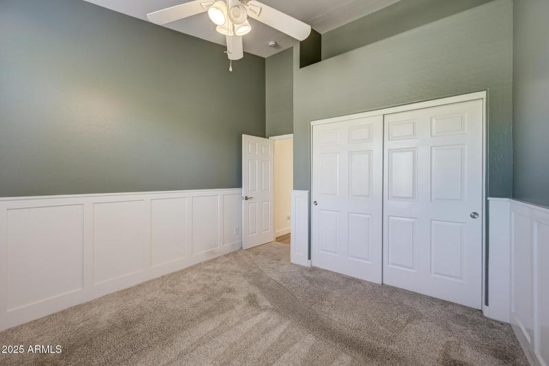 6646 E Rochelle Cir-31