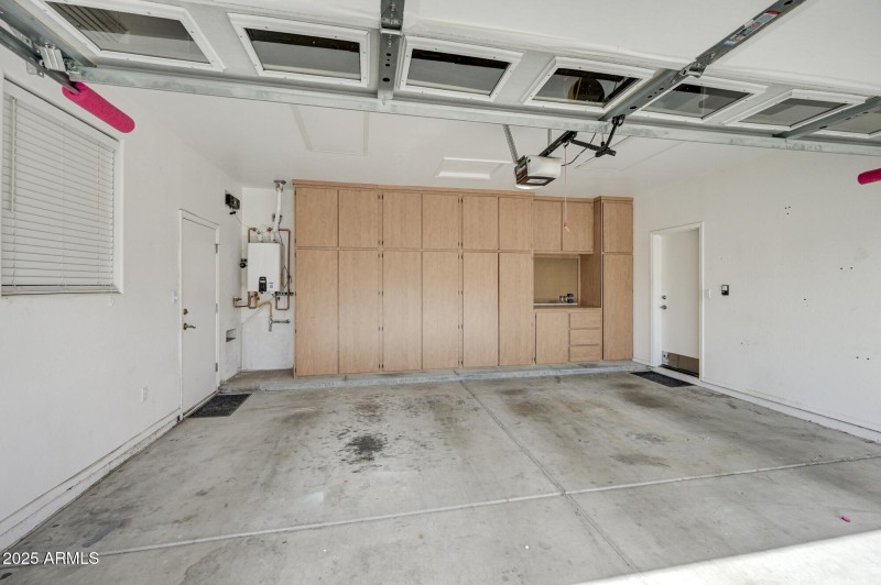 6646 E Rochelle Cir-33