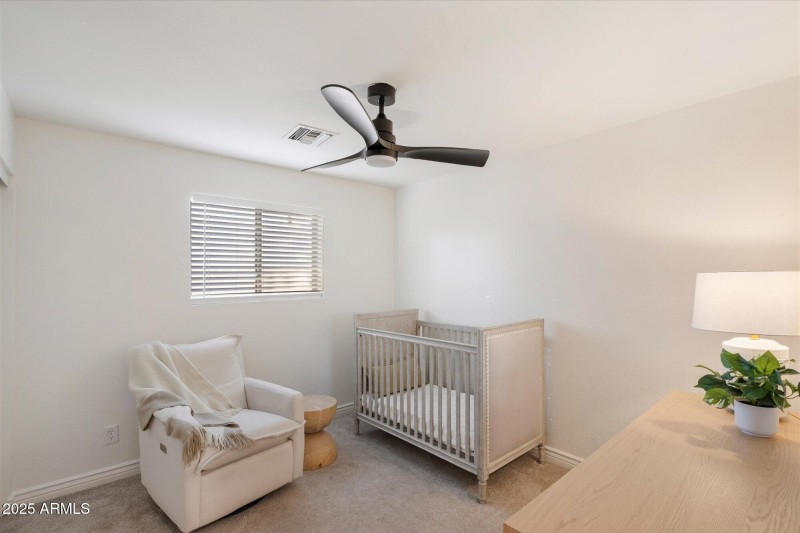 Charming secondary bedroom