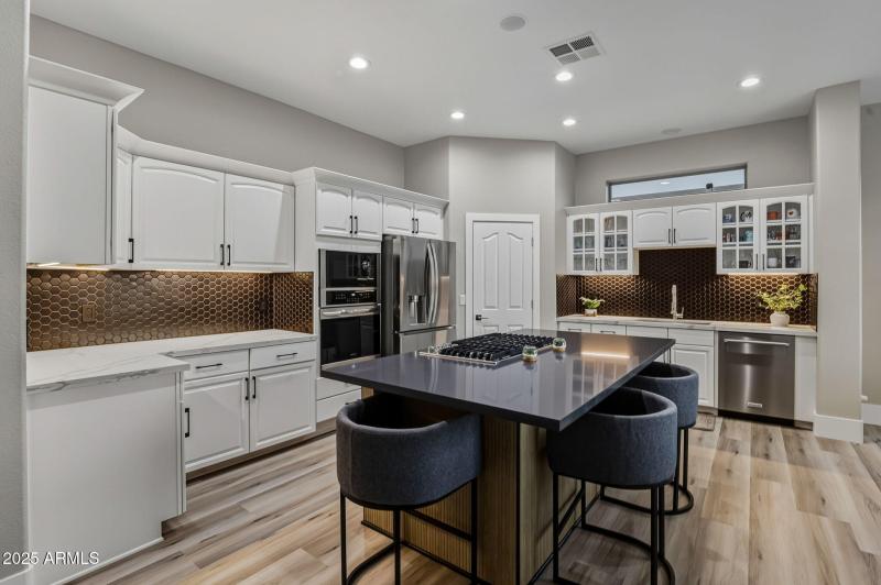 39-web-or-mls-18422 N 14th St Phoenix, A