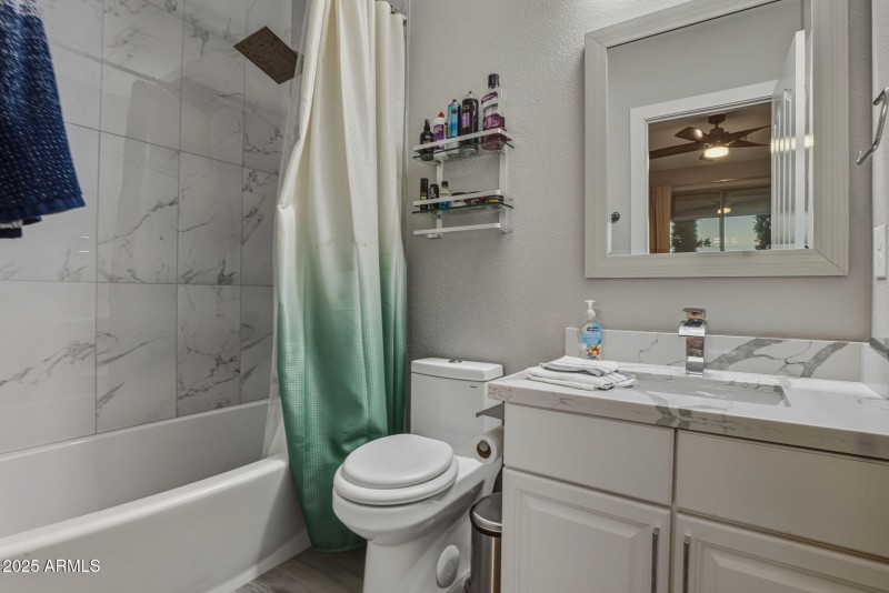 84-web-or-mls-18422 N 14th St Phoenix, A