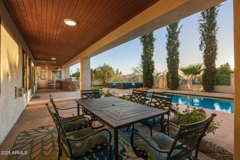 96-web-or-mls-18422 N 14th St Phoenix, A