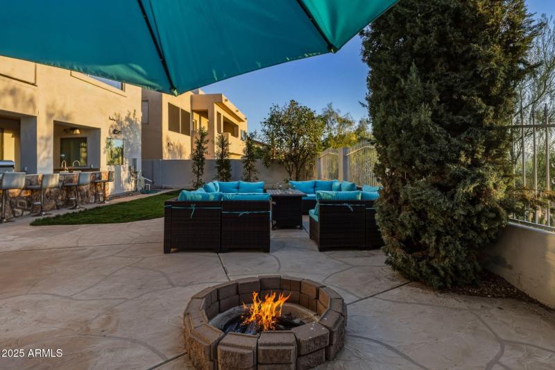 102-web-or-mls-18422 N 14th St Phoenix,