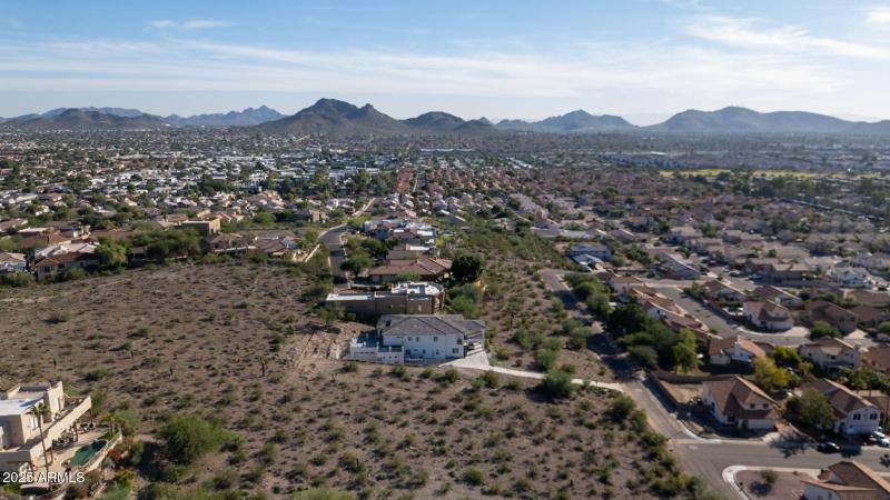 118-web-or-mls-18422 N 14th St Phoenix,
