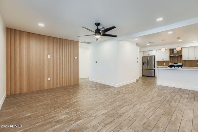 1107 W Roosevelt St - Web Quality - 009