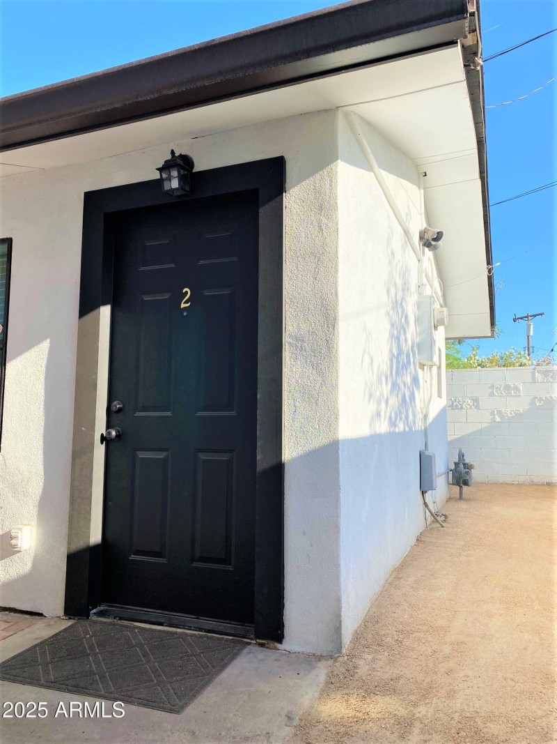 Roosevelt 2 front door edit