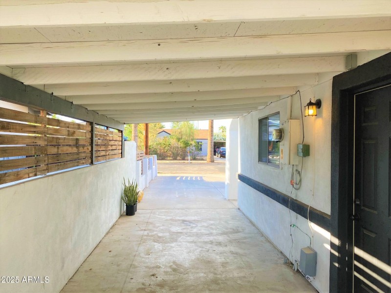 Roosevelt 2 carport edit