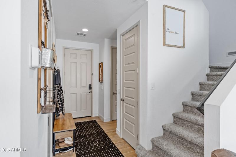 14233 W Cottontail Ln-7