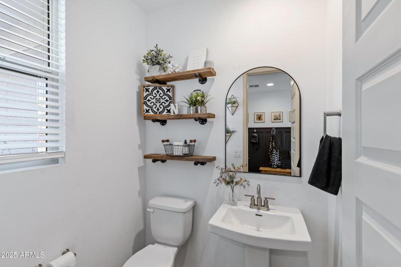 14233 W Cottontail Ln-8