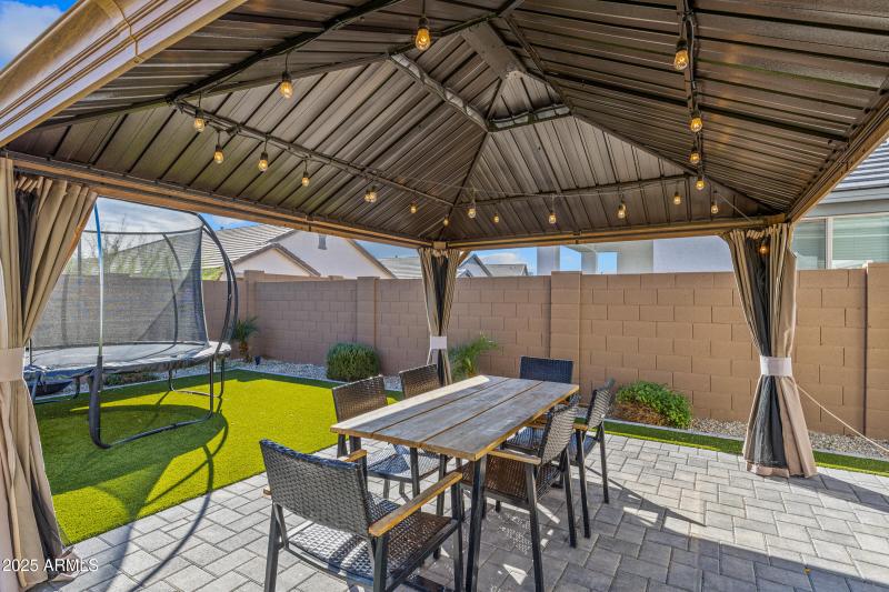 14233 W Cottontail Ln-38