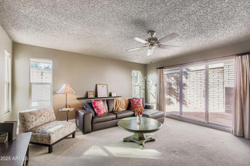 5458 N 78th Way - MLS Sized - 007 - 08 L