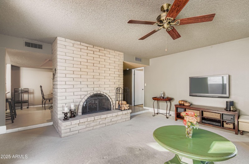 5458 N 78th Way - MLS Sized - 008 - 10 L