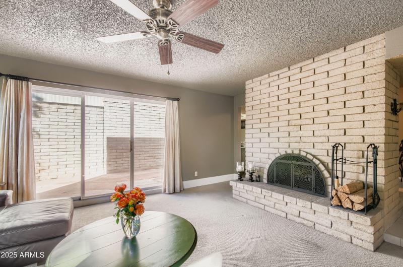 5458 N 78th Way - MLS Sized - 009 - 11 L