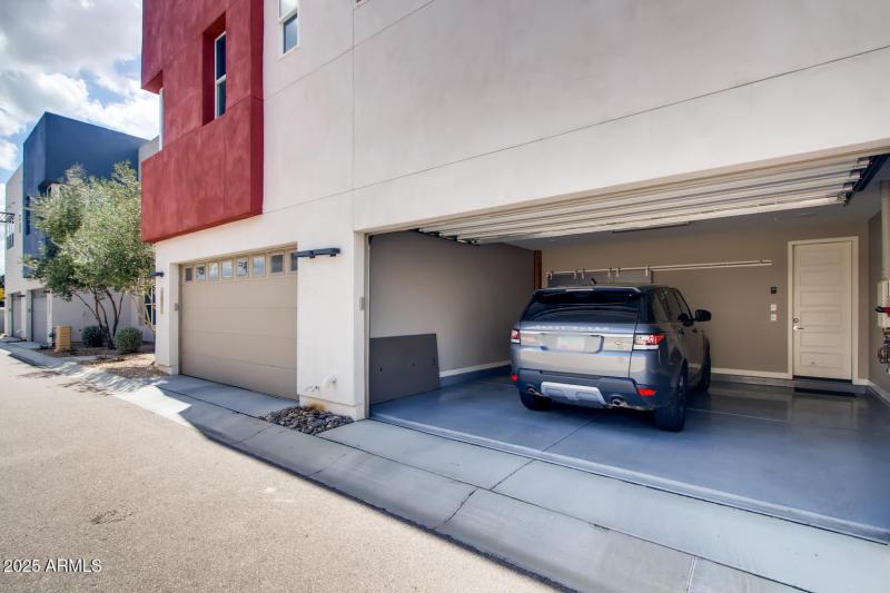 9001 E San Victor Dr 2019-large-025-016-