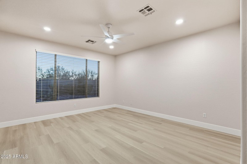 23-web-or-mls-024_ListerPros