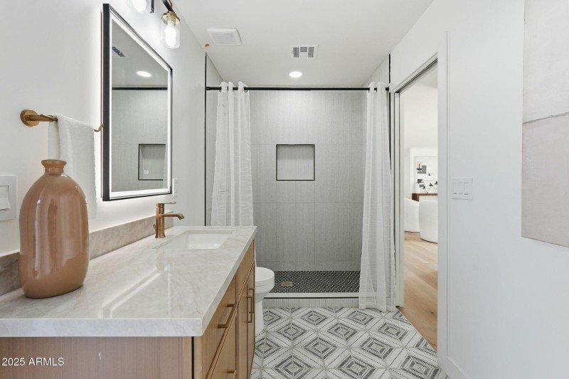 33-web-or-mls-034_ListerPros