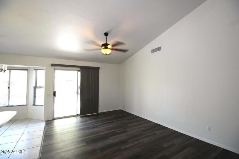 20220928151428892713000000-o