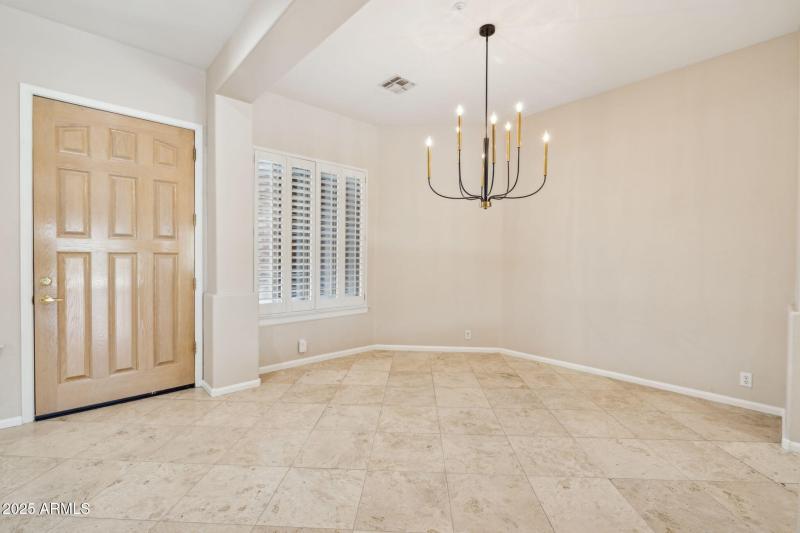 9-web-or-mls-13945-e-gail-rd