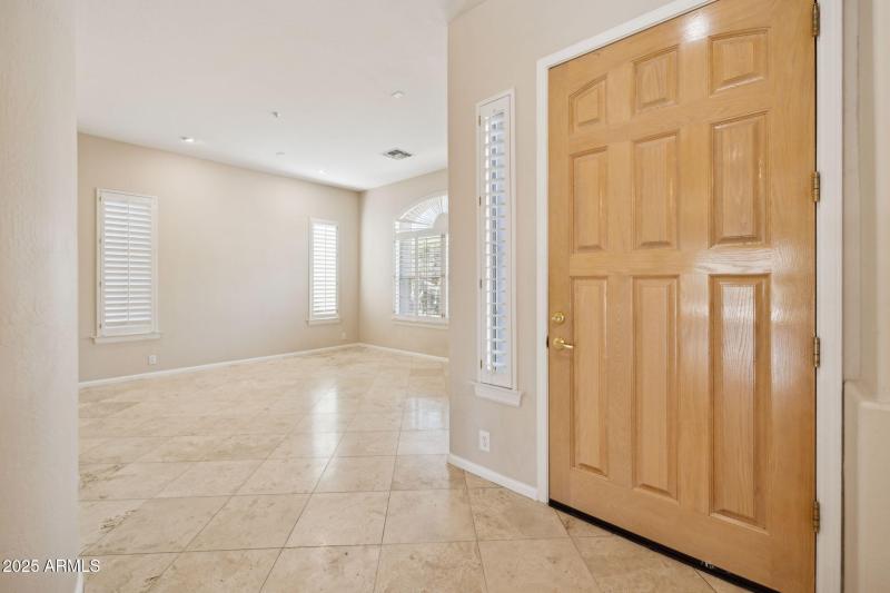 6-web-or-mls-13945-e-gail-rd