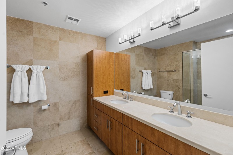 7131 E Rancho Vista Dr #4007-14