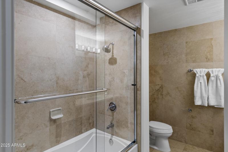 7131 E Rancho Vista Dr #4007-22