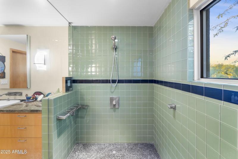 079_Primary Bathroom