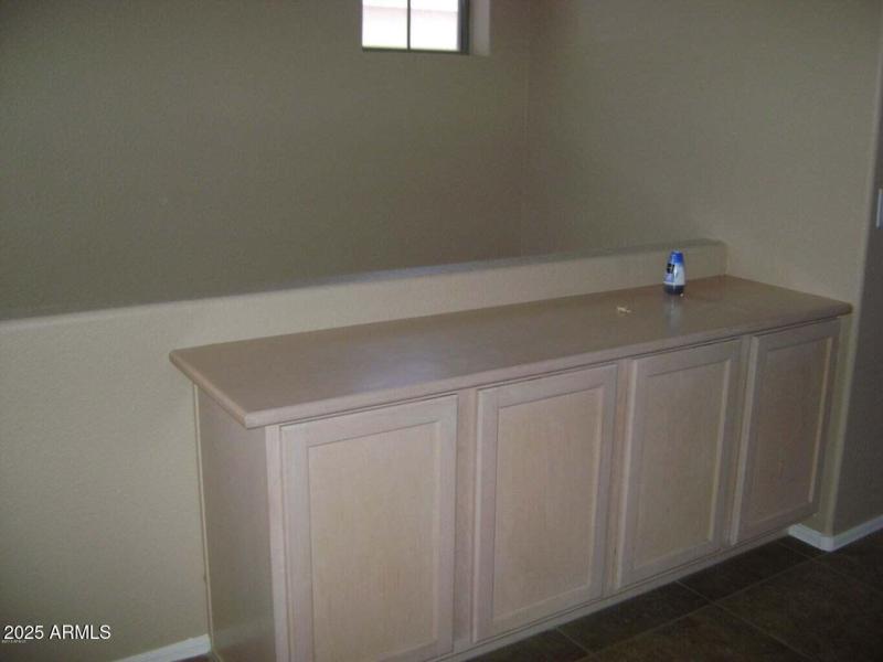 20130820160216663793000000-o