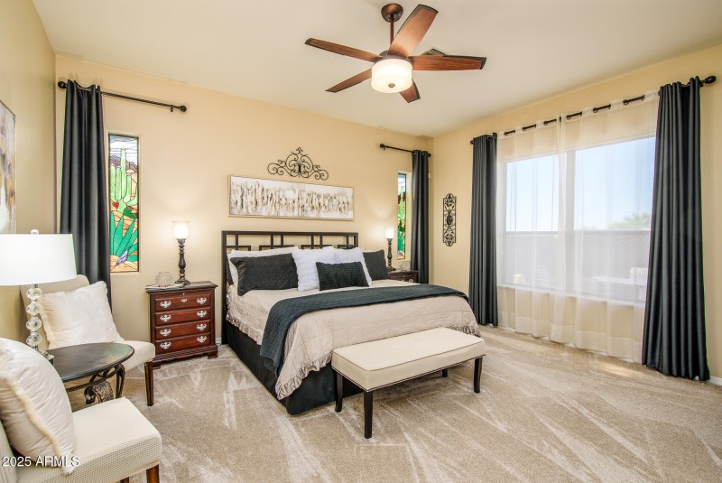 Primary Bedroom showcases: