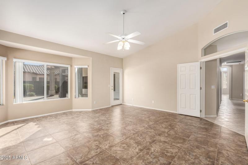 Bay window in primary