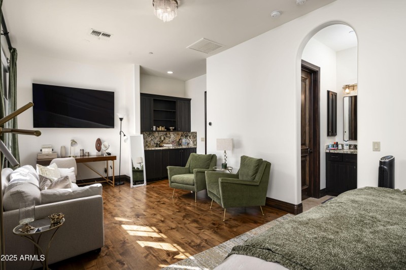 Interior guest casita