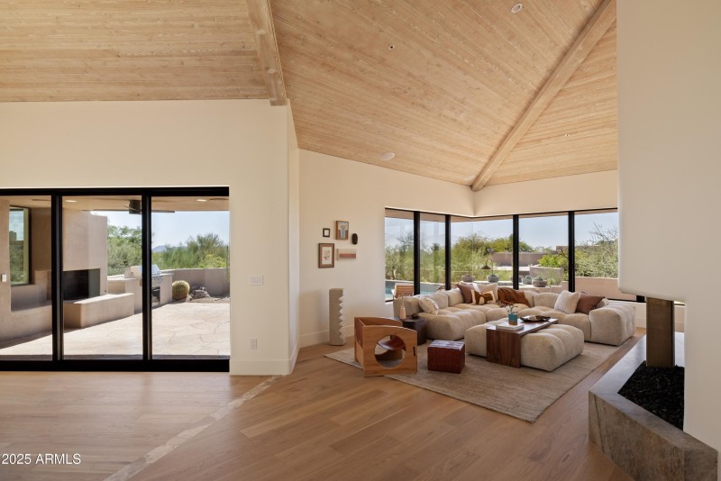 004_Family Room from Entry