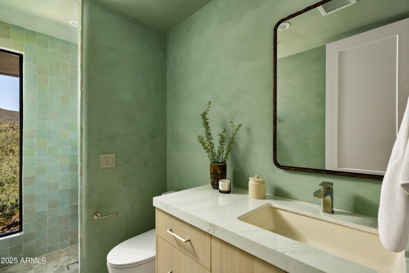 029_Office or 4th bedroom bath