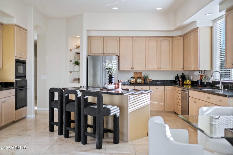 KITCHEN MULTIPLE CABINETS