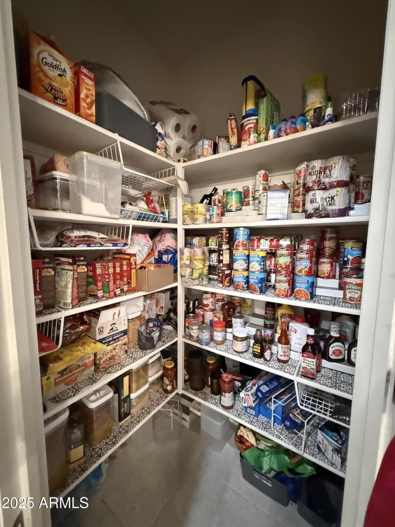 15 walk in pantry
