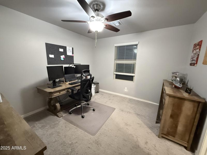 43 upstairs bedroom 4 with J&J bath