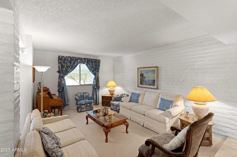 7125 N 20th Ave-7762